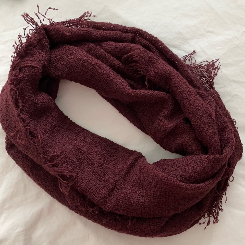 Wrap around maroon scarf